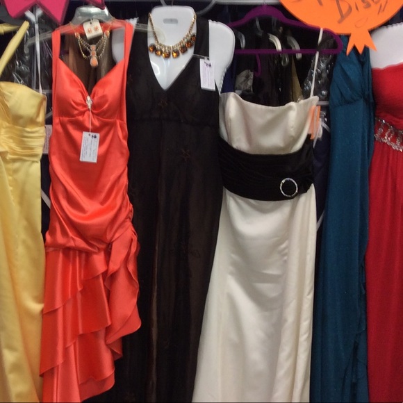 Beautiful formal & After Five Sz 2-26-$25 & up. - Picture 2 of 6